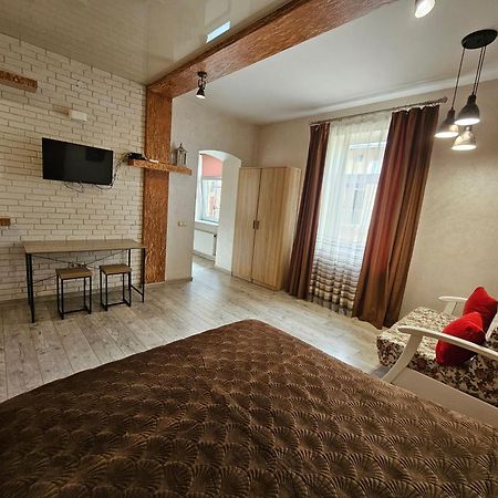 Apartment On Horodotska Street Lviv Buitenkant foto