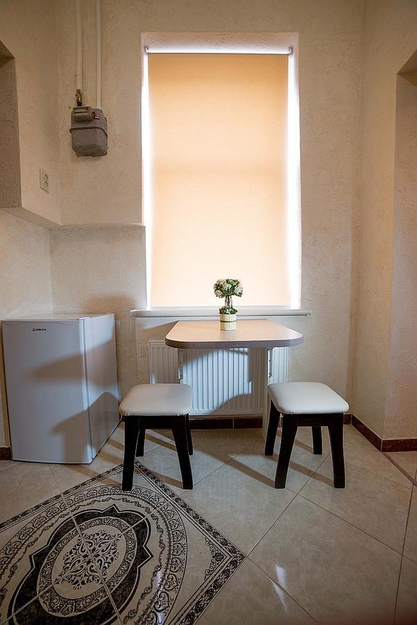 Apartment On Horodotska Street Lviv Buitenkant foto